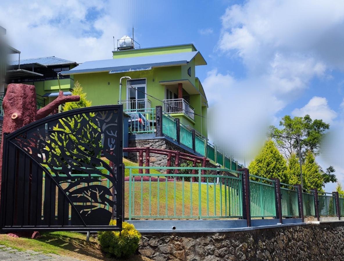 Vaga Mist Resort Vagamon Idukki Bagian luar foto