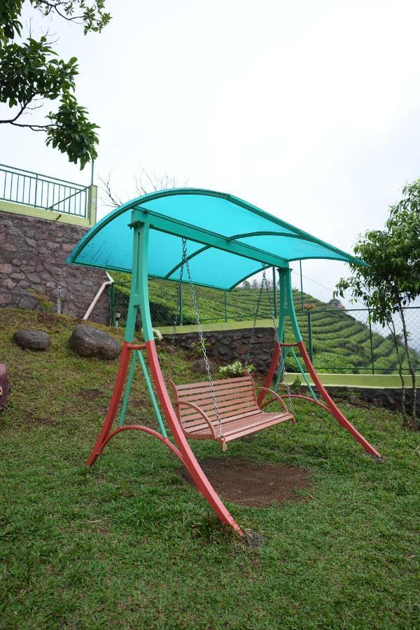 Vaga Mist Resort Vagamon Idukki Bagian luar foto