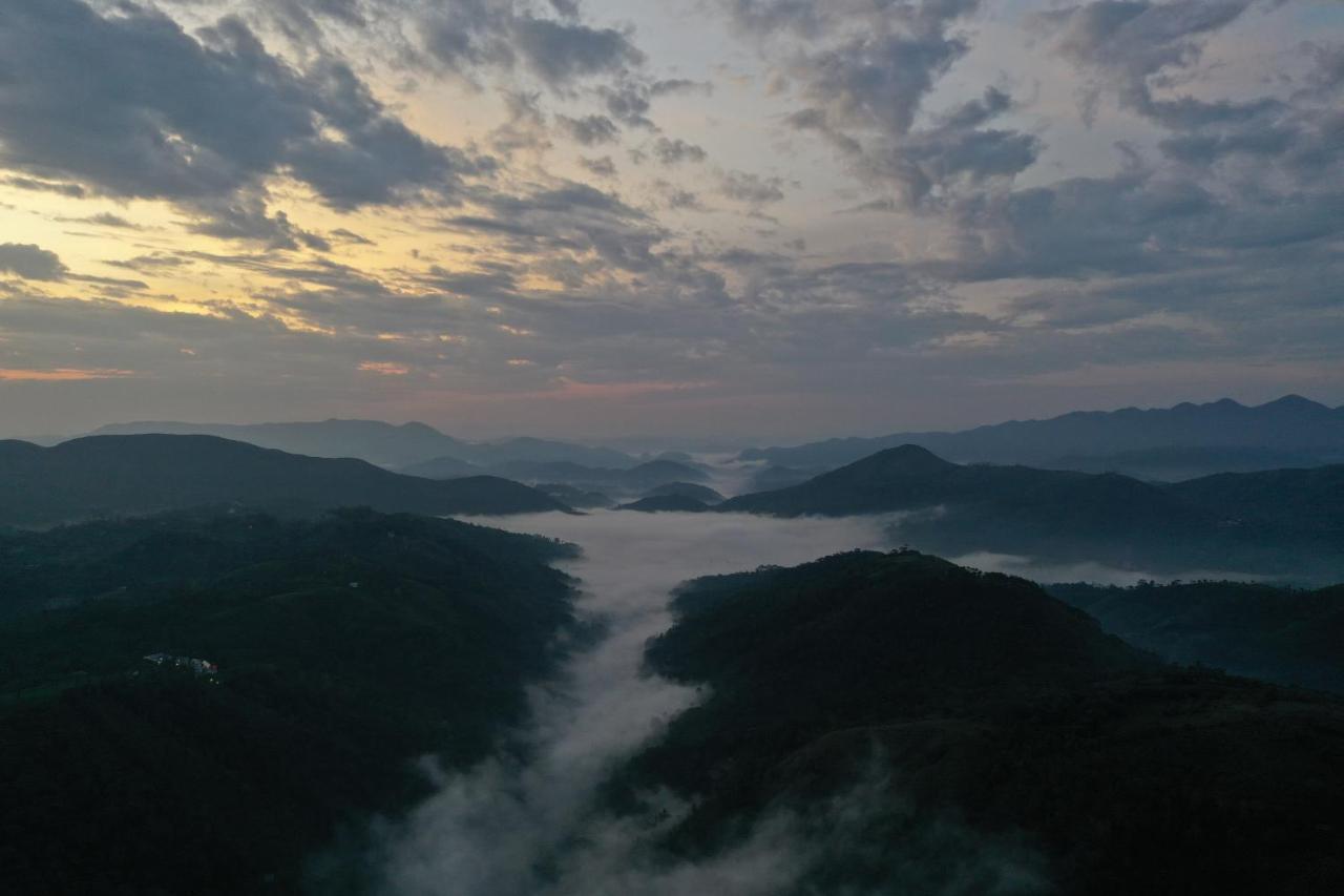 Vaga Mist Resort Vagamon Idukki Bagian luar foto