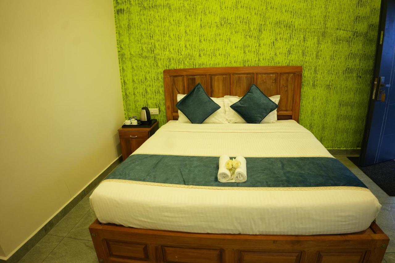 Vaga Mist Resort Vagamon Idukki Bagian luar foto