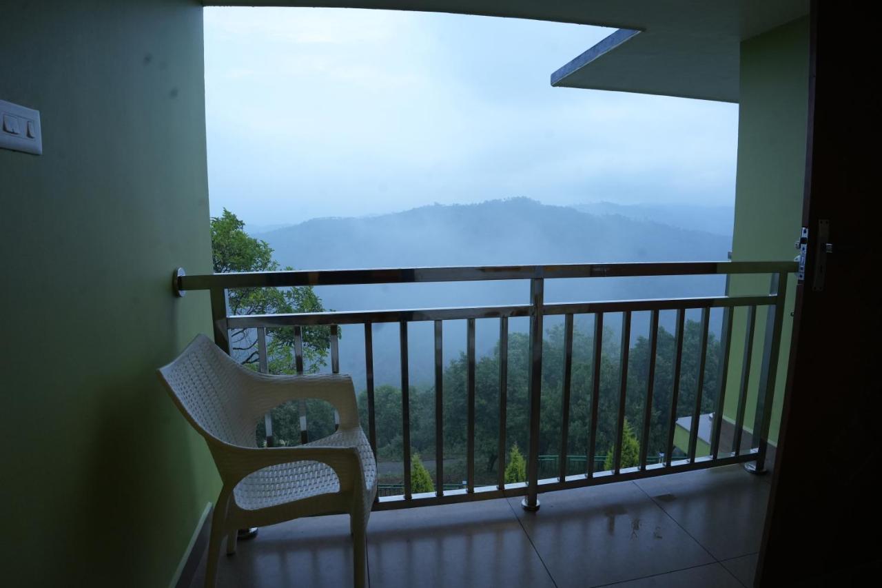 Vaga Mist Resort Vagamon Idukki Bagian luar foto