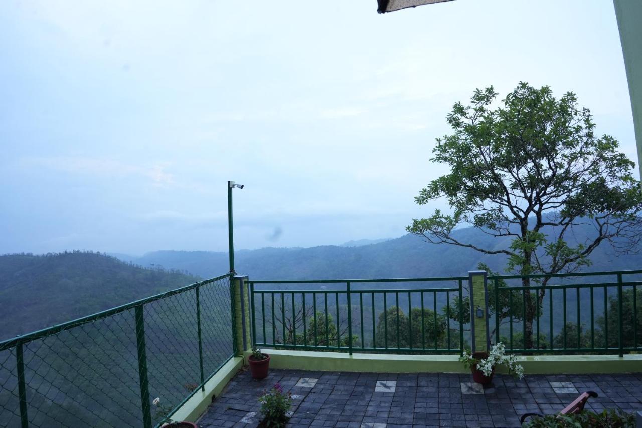 Vaga Mist Resort Vagamon Idukki Bagian luar foto